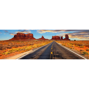 Road to Monument Valley,...